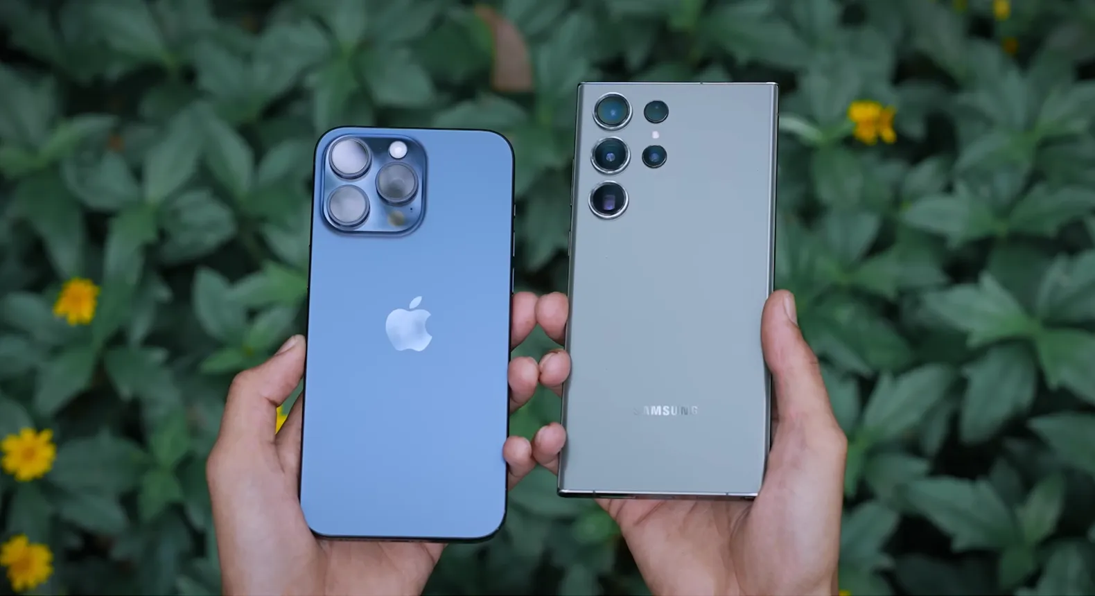 Визуальное сравнение Apple iPhone 15 Pro Max и Samsung Galaxy S23 Ultra