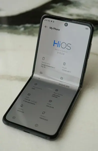 Операционная система HiOS 13.5 смартфона Tecno Phantom V Flip